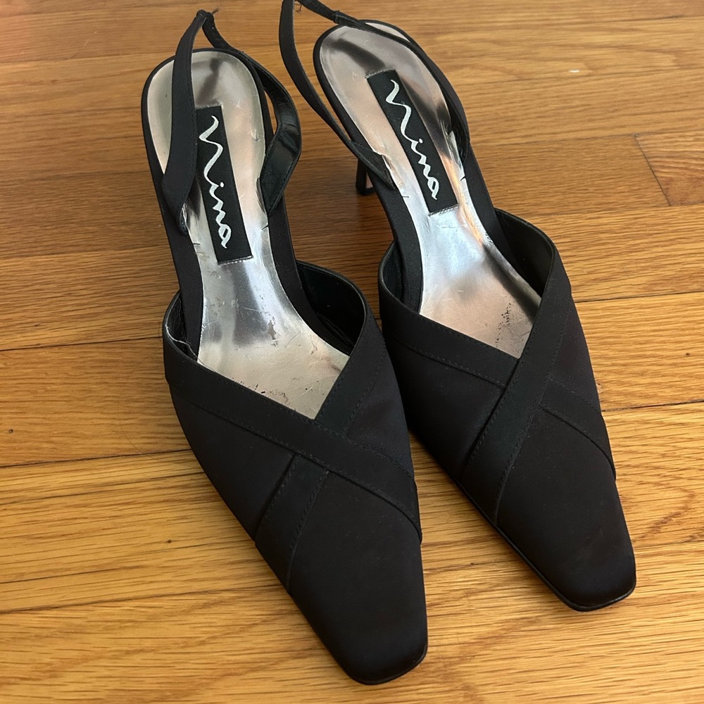 Little black kitten heels